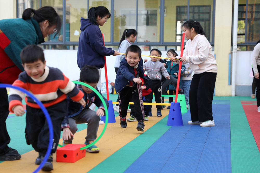 學(xué)生用心，幼兒開(kāi)心，家長(zhǎng)放心      ——衡陽(yáng)幼兒師范高等?？茖W(xué)校開(kāi)設(shè)“四點(diǎn)半課堂”